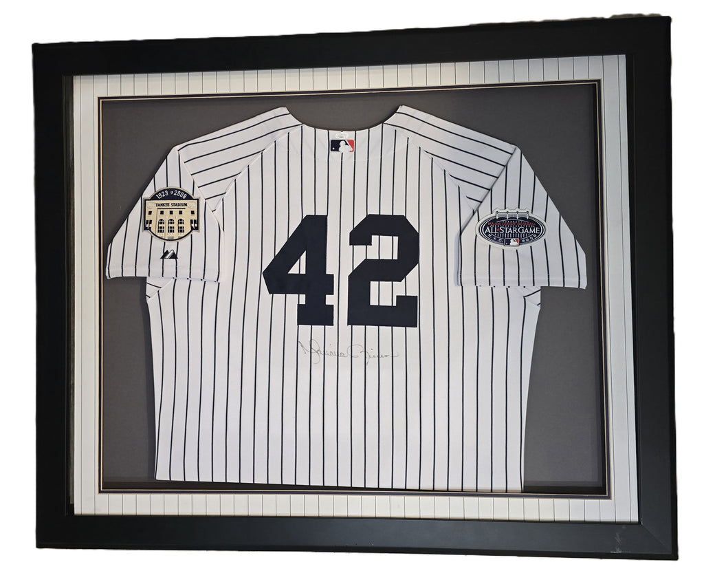 RAFFLE - SIGNED MARIANO RIVERA JERSEY