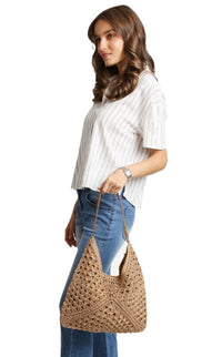 WOVEN SHOULDER BAG