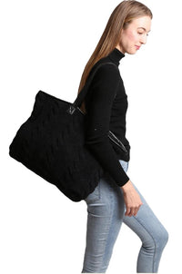 BRAIDED CABLE KNIT POCKETBOOK